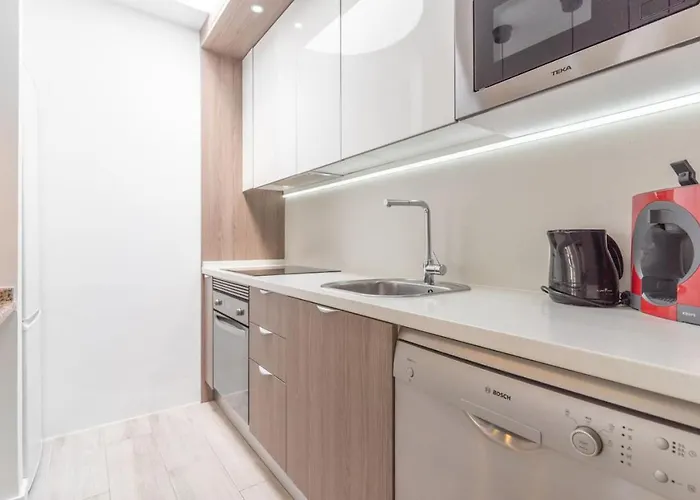 With Two Bedrooms Holiday home *