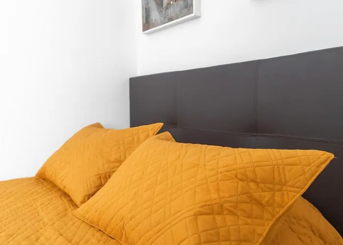 With Two Bedrooms Holiday home *